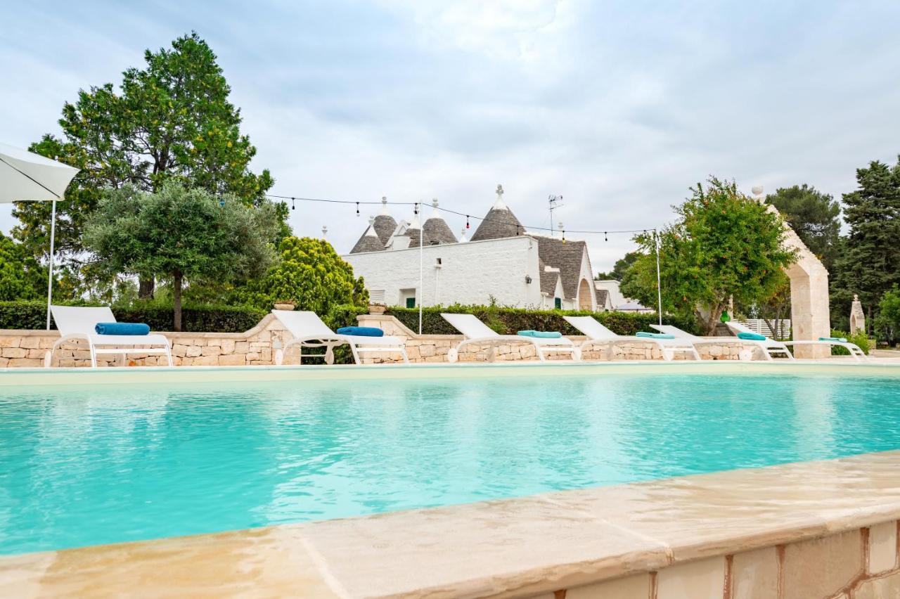 Trullo Il Focolare In Masseria Cisternino Eksteriør billede
